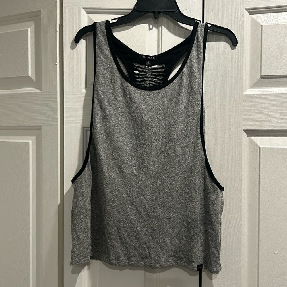 Koral Gray & Black Work Out Tank, Size Large